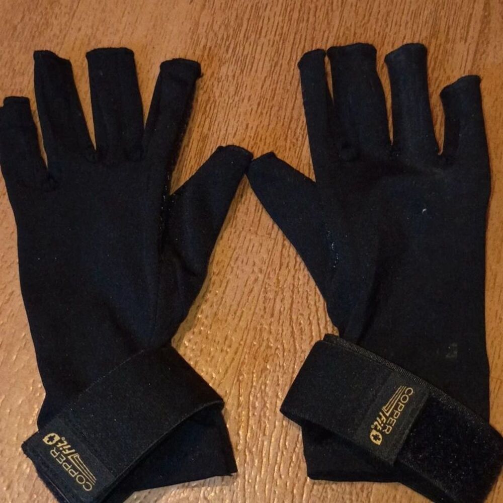 Small copperfit compression gloves - Picture 2 of 3